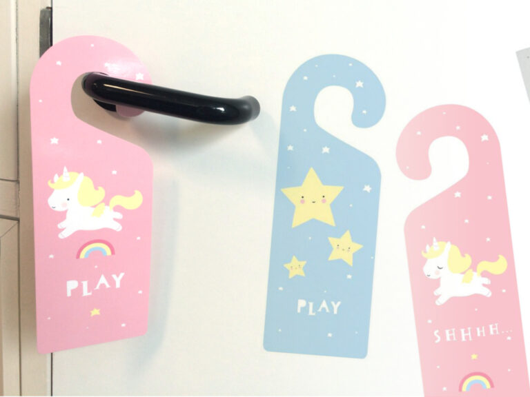 Deurhanger_play_b